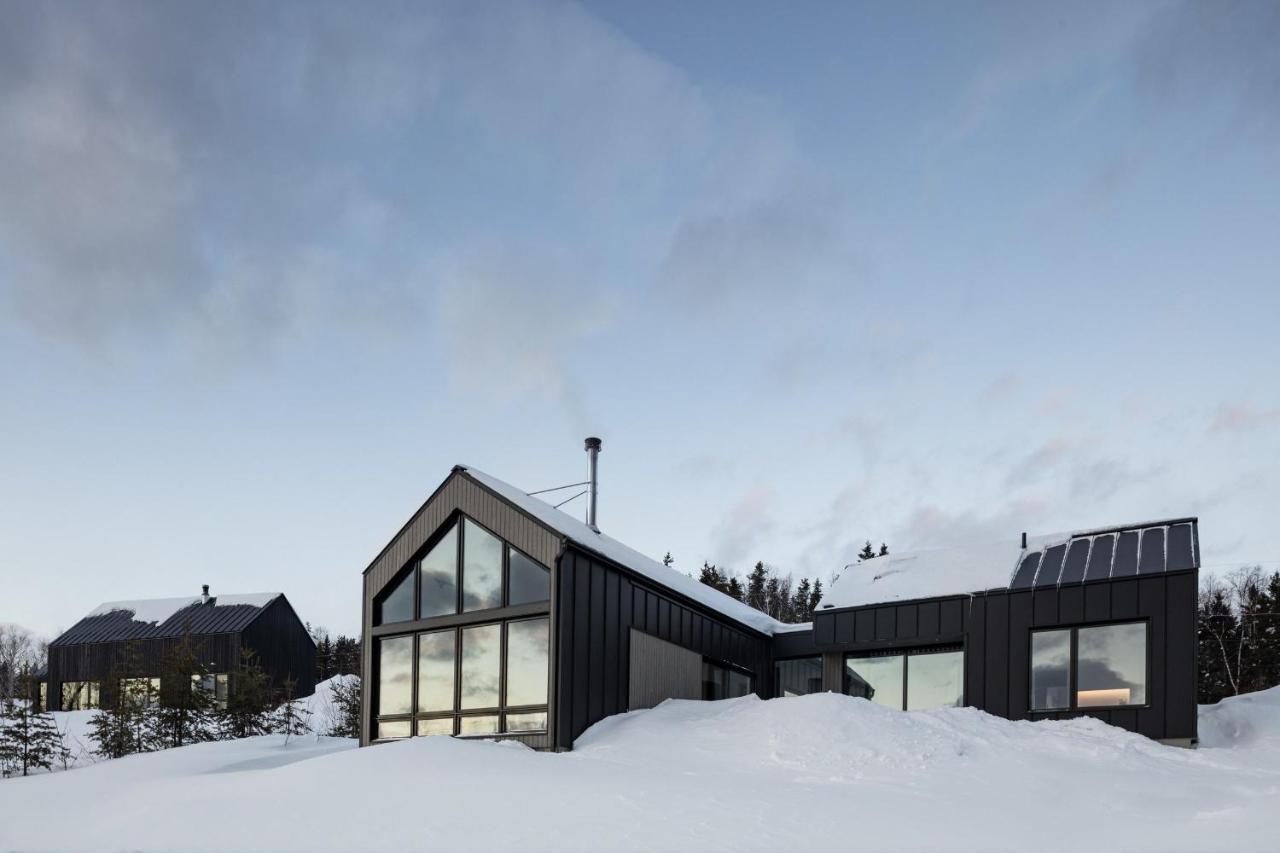 Chalet Du Bois Flotte Villa La Malbaie Exterior photo