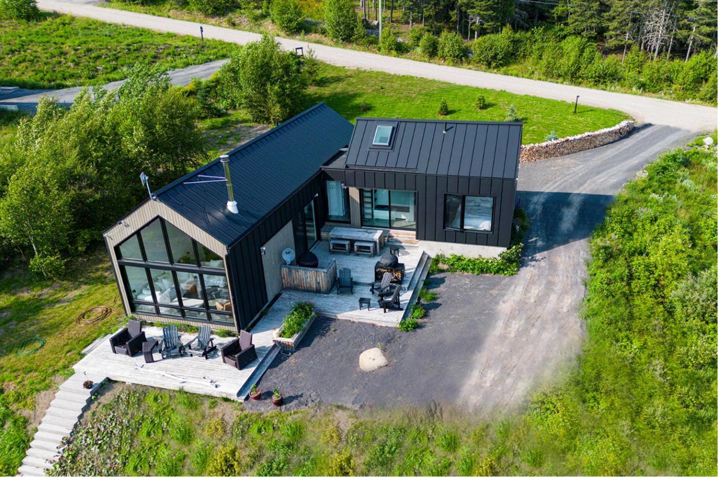 Chalet Du Bois Flotte Villa La Malbaie Exterior photo